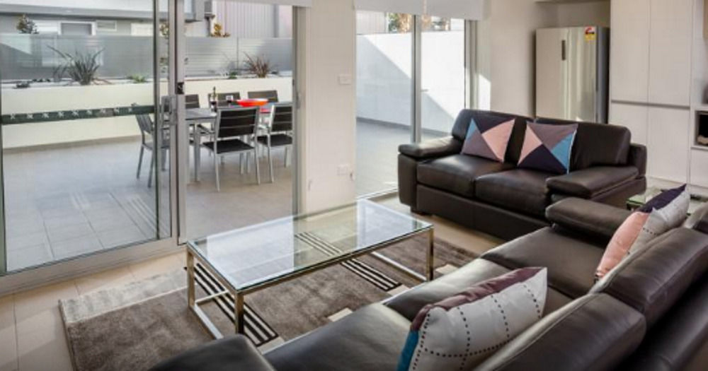 Hamilton Executive Apartments Нюкасъл Екстериор снимка