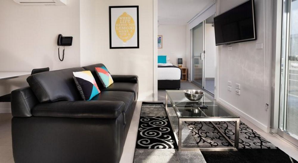 Hamilton Executive Apartments Нюкасъл Екстериор снимка